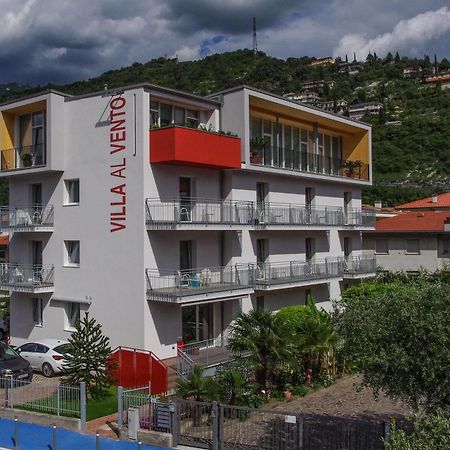 Hotel Villa Al Vento Torbole Sul Garda Luaran gambar
