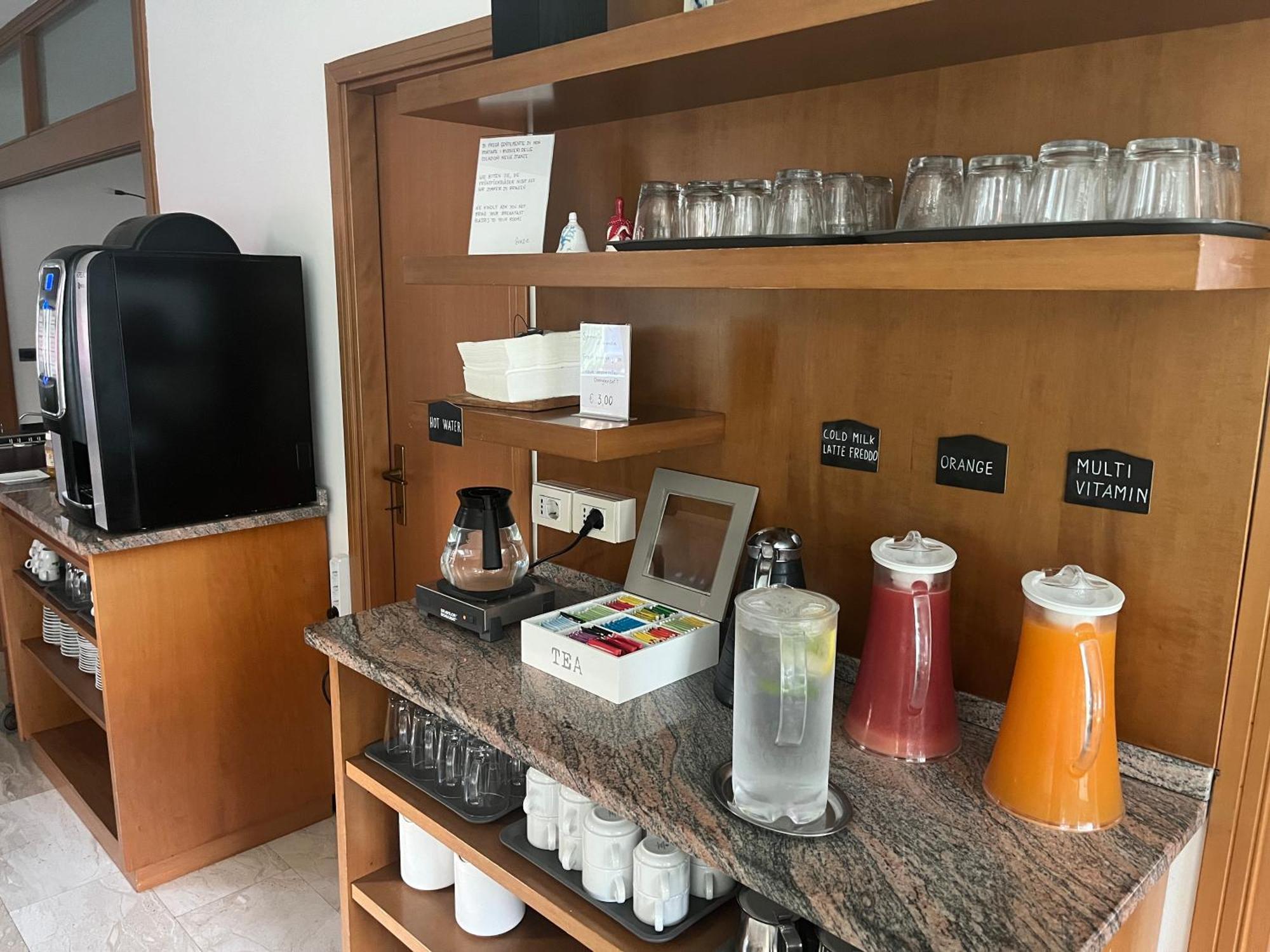 Hotel Villa Al Vento Torbole Sul Garda Luaran gambar