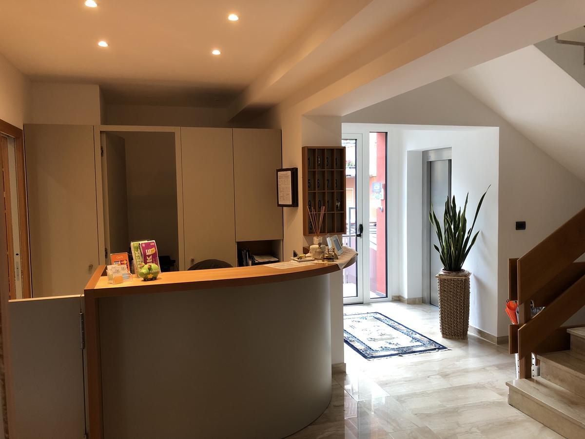 Hotel Villa Al Vento Torbole Sul Garda Luaran gambar