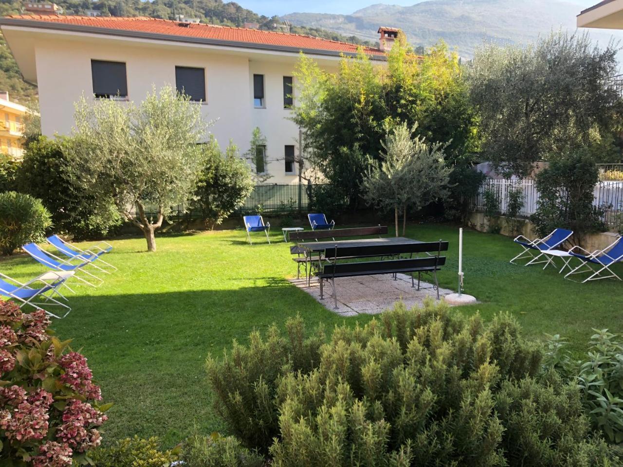 Hotel Villa Al Vento Torbole Sul Garda Luaran gambar