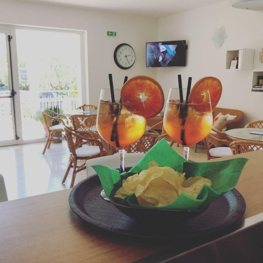 Hotel Villa Al Vento Torbole Sul Garda Luaran gambar