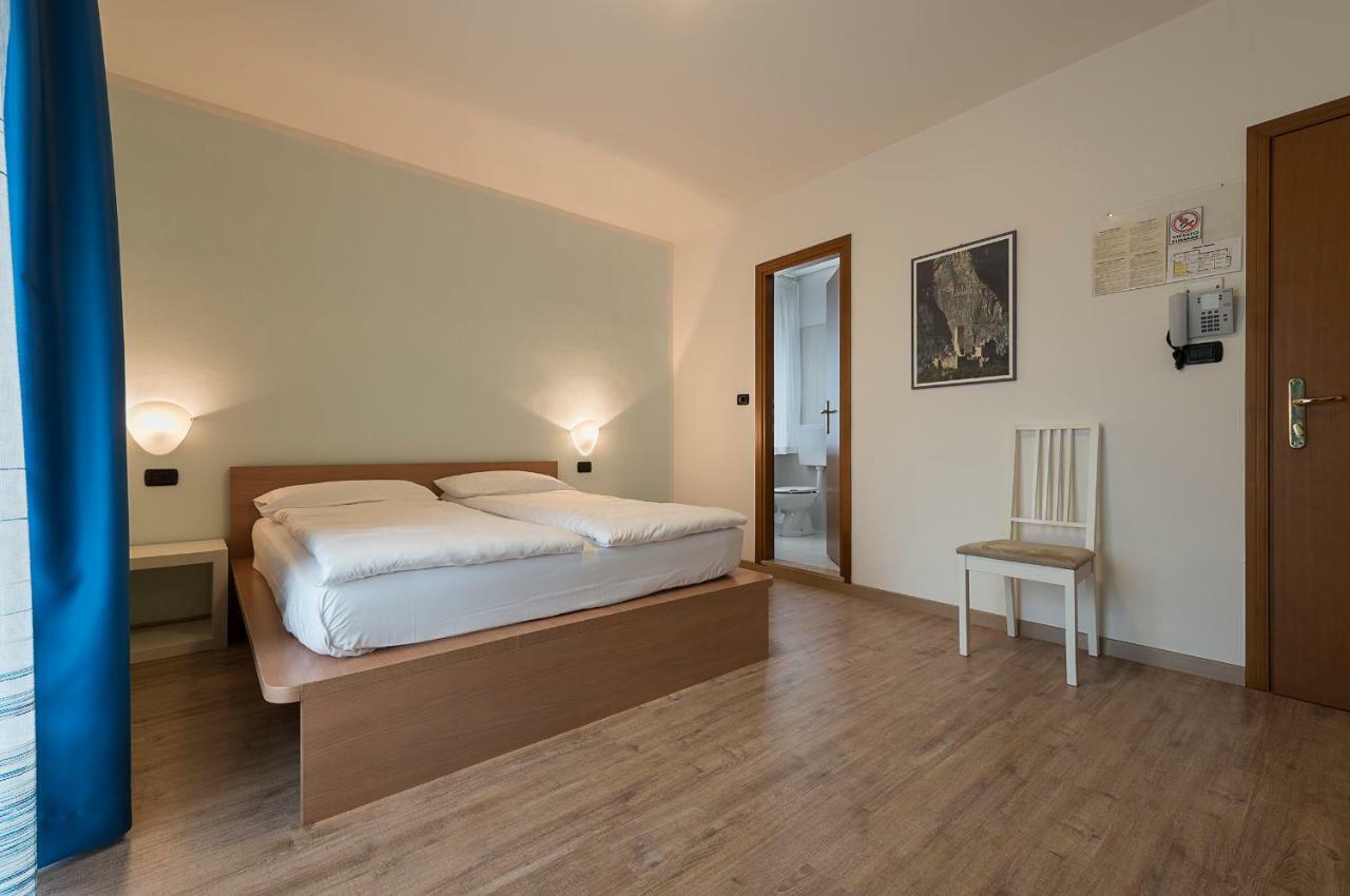 Hotel Villa Al Vento Torbole Sul Garda Luaran gambar